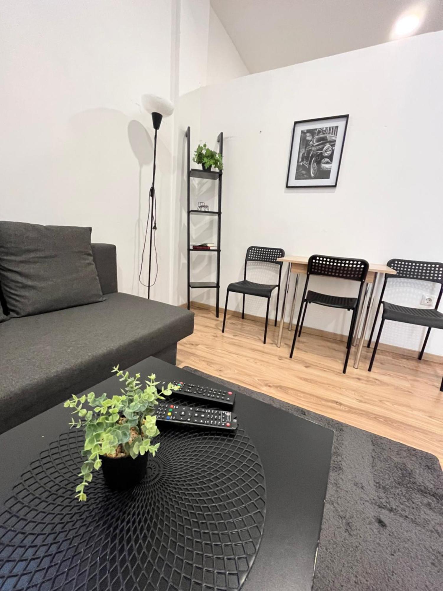 Apartment Central 10A 40Qm Wi-Fi Free Parking Calm Back House Dortmund Eksteriør bilde