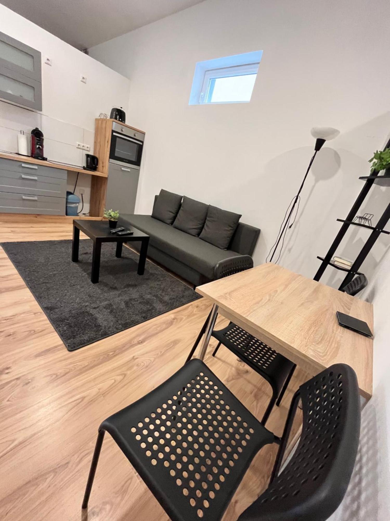 Apartment Central 10A 40Qm Wi-Fi Free Parking Calm Back House Dortmund Eksteriør bilde